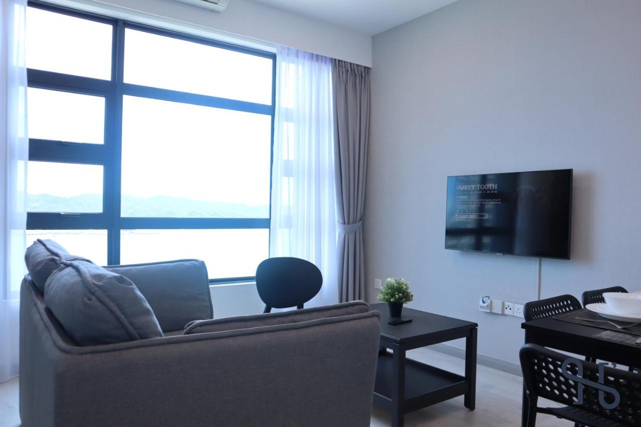Homesuite' Home At Jesselton Quay Kota Kinabalu Bagian luar foto