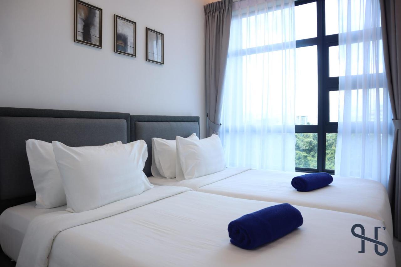 Homesuite' Home At Jesselton Quay Kota Kinabalu Bagian luar foto