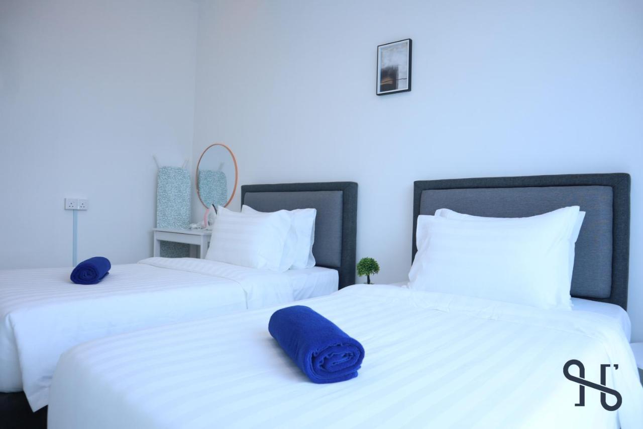 Homesuite' Home At Jesselton Quay Kota Kinabalu Bagian luar foto