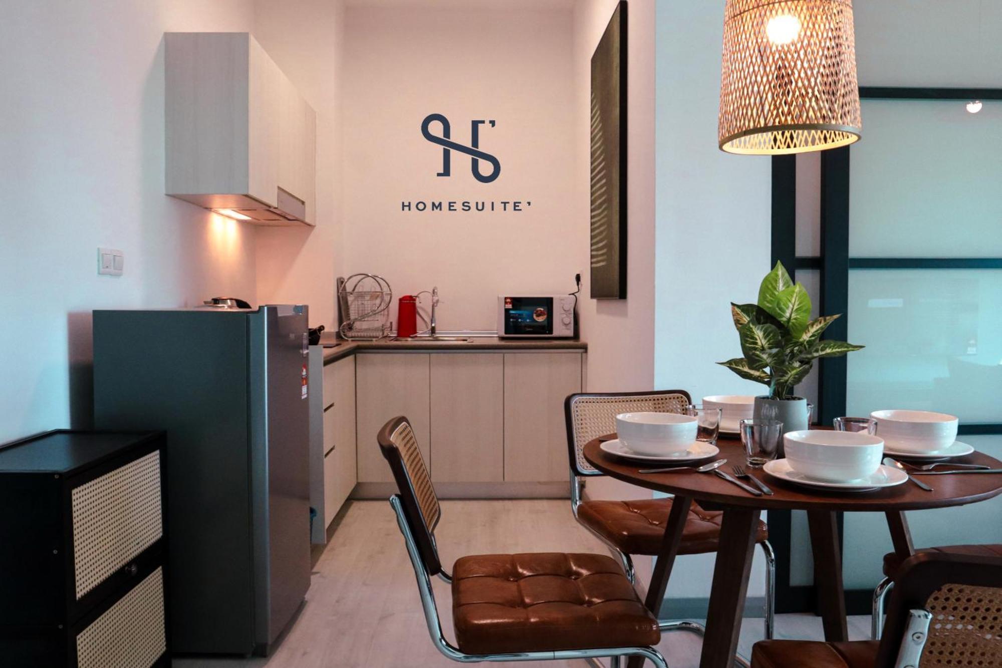 Homesuite' Home At Jesselton Quay Kota Kinabalu Bagian luar foto